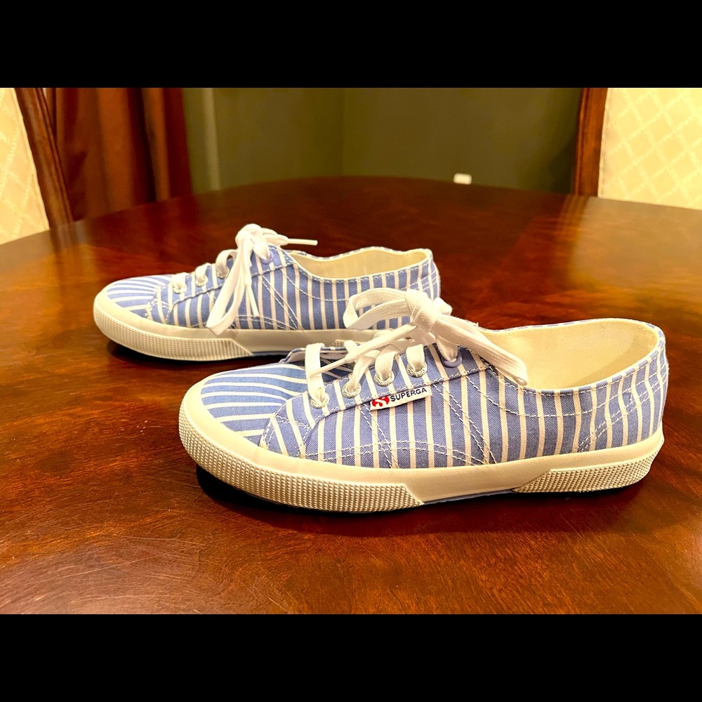 Superga Women's Size 38 / 8 Blue/White Striped Fabric Canvas Sneakers
